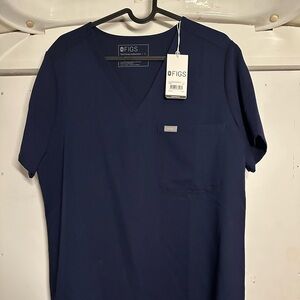 New Figs (large) Navy Catarina one pocket scrub top